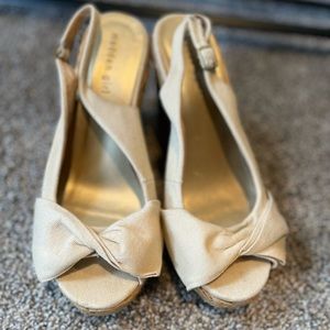 Linen Madden Girl neutral wedges